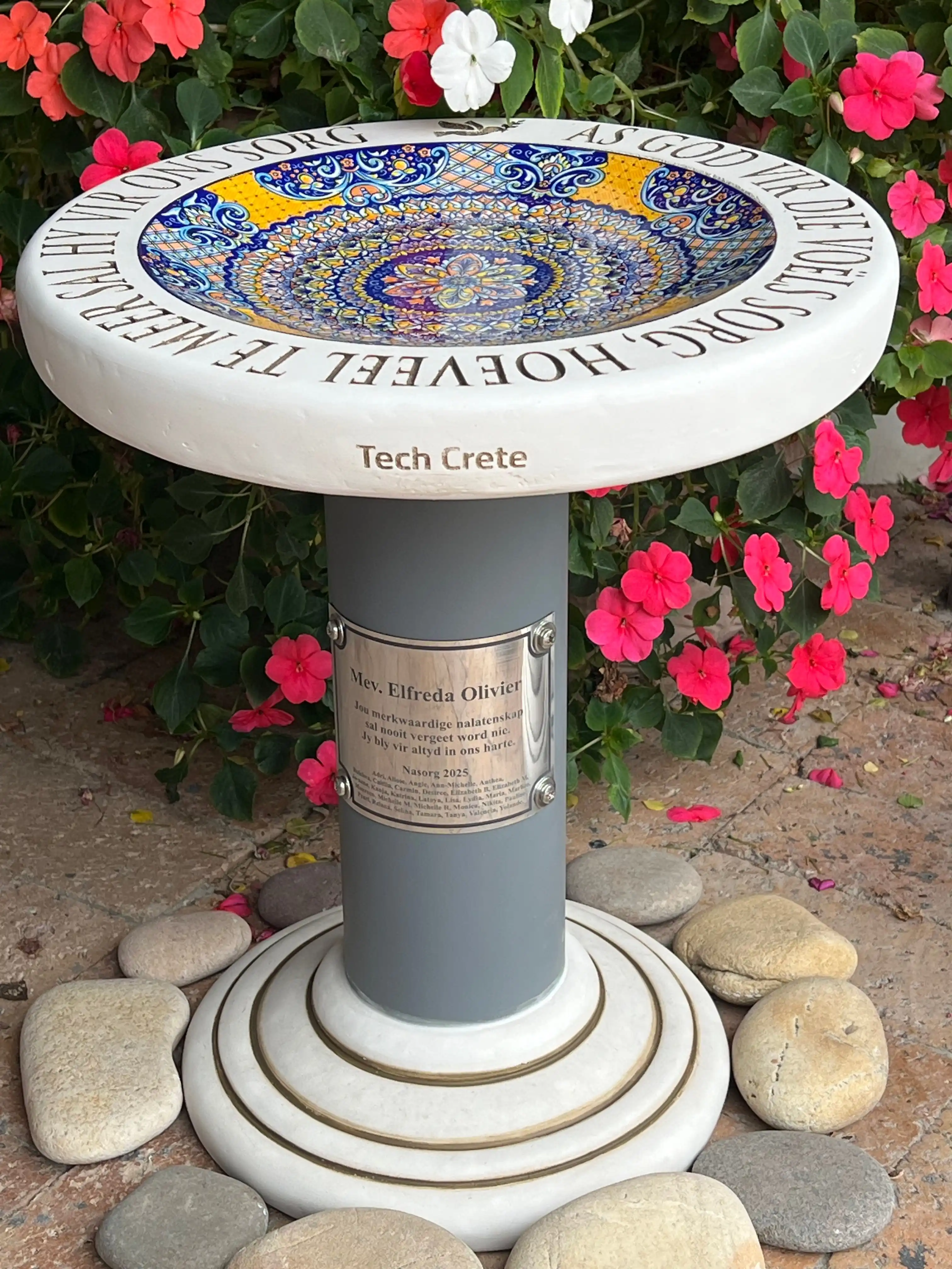 Memorial & Commemorative Birdbaths — view 7